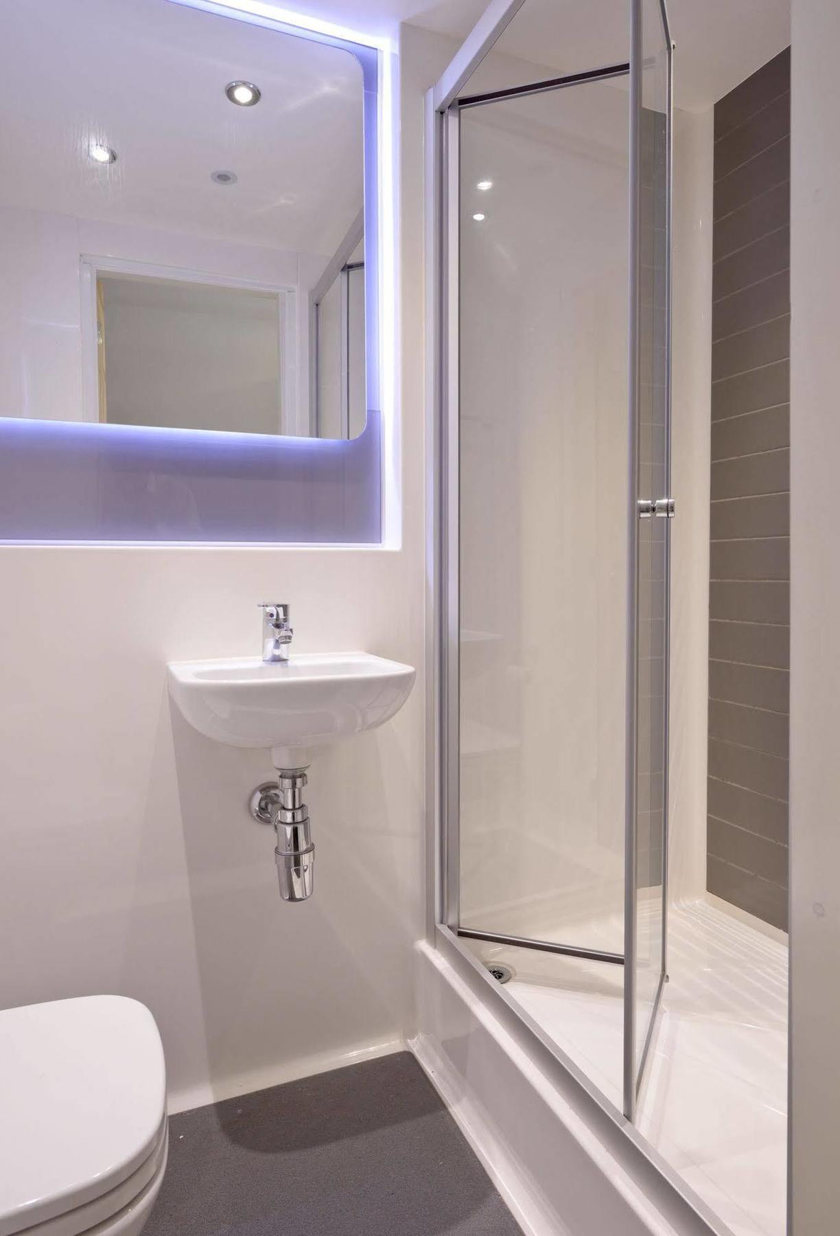 Destiny Student - Holyrood Apartment Edinburgh Luaran gambar