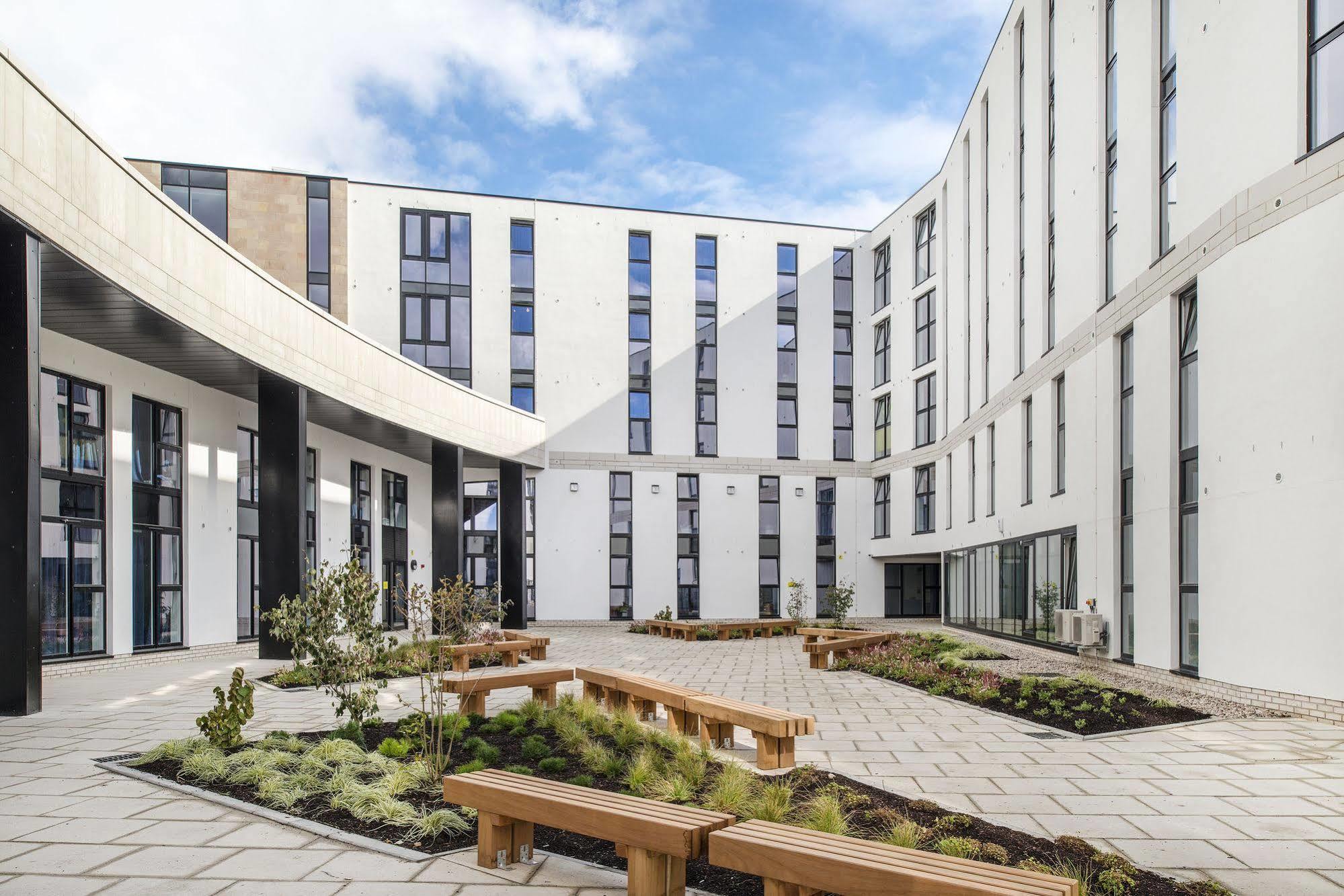 Destiny Student - Holyrood Apartment Edinburgh Luaran gambar